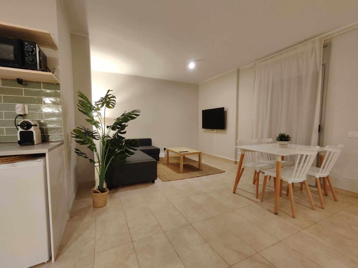 Mazi Apartments Havana Mataró Eksteriør billede