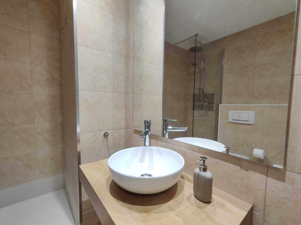 Mazi Apartments Havana Mataró Eksteriør billede