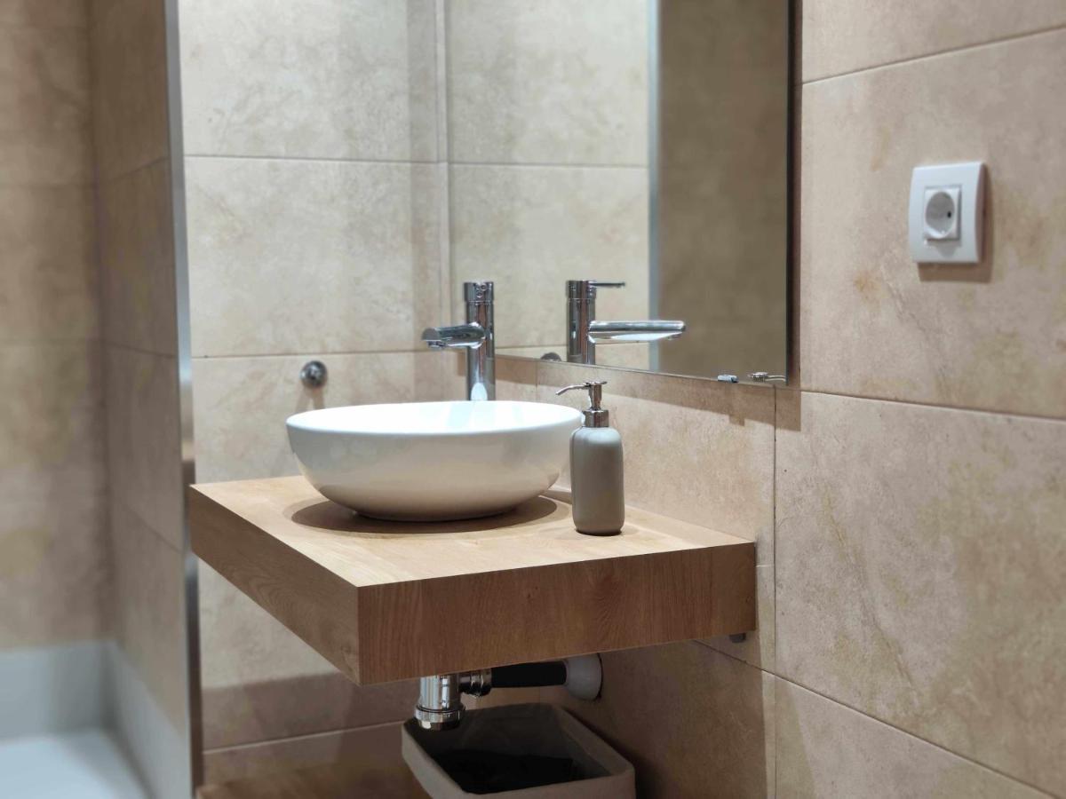 Mazi Apartments Havana Mataró Eksteriør billede