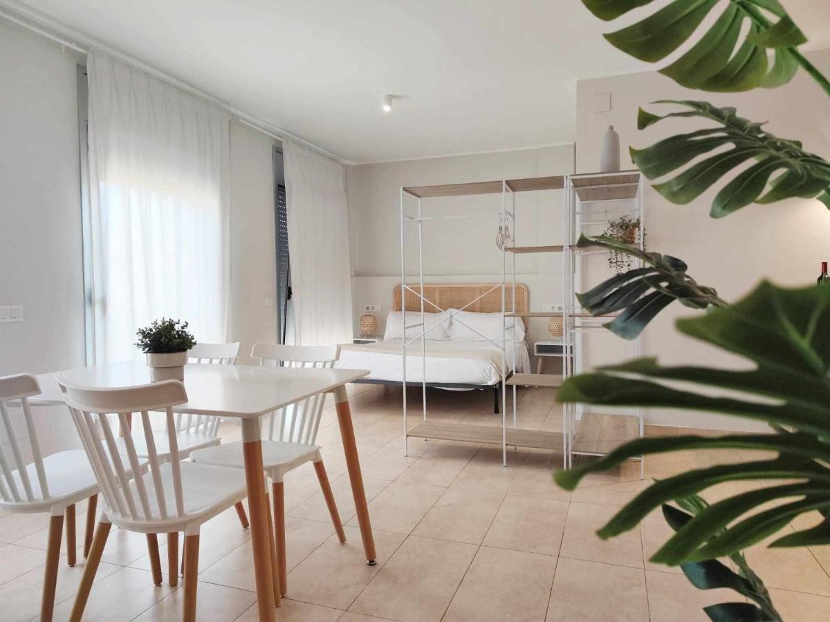 Mazi Apartments Havana Mataró Eksteriør billede